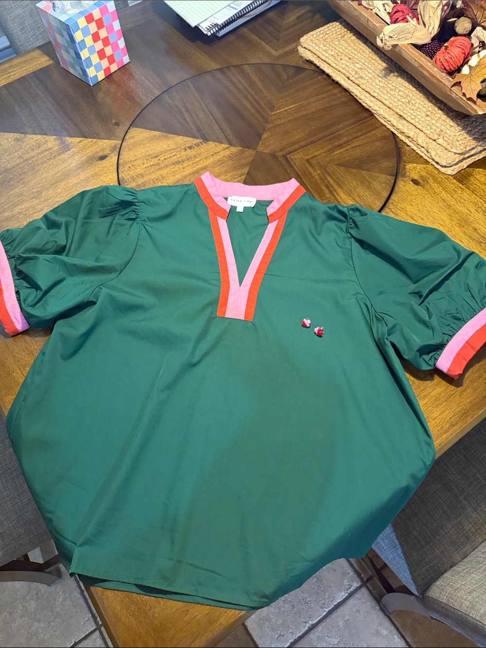 Green Short-Sleeve Top with Pink & Red Trim and matching earrings